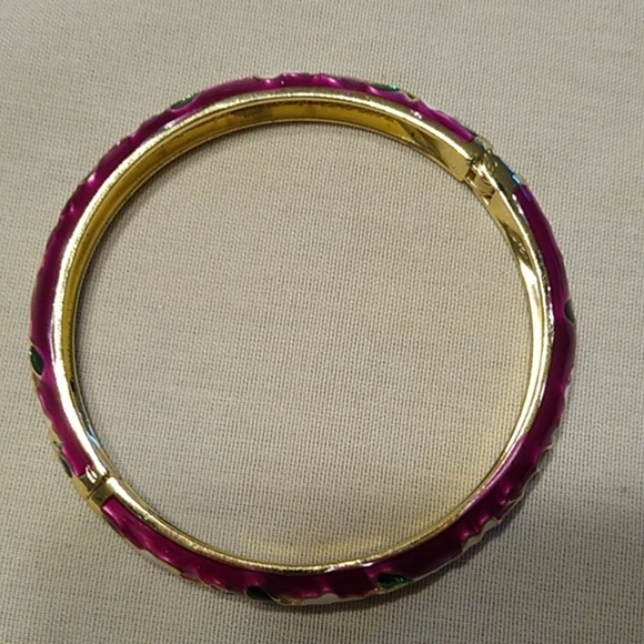 Vintage Fuchsia Enamel Cloisonne Goldtone Floral Bangle Bracelet Hinge Opening - Picture 5 of 11